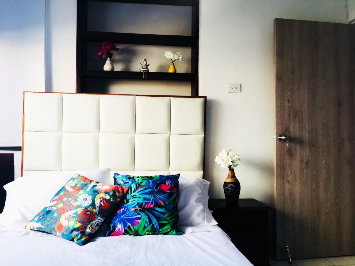 Pensión San Jacinto *