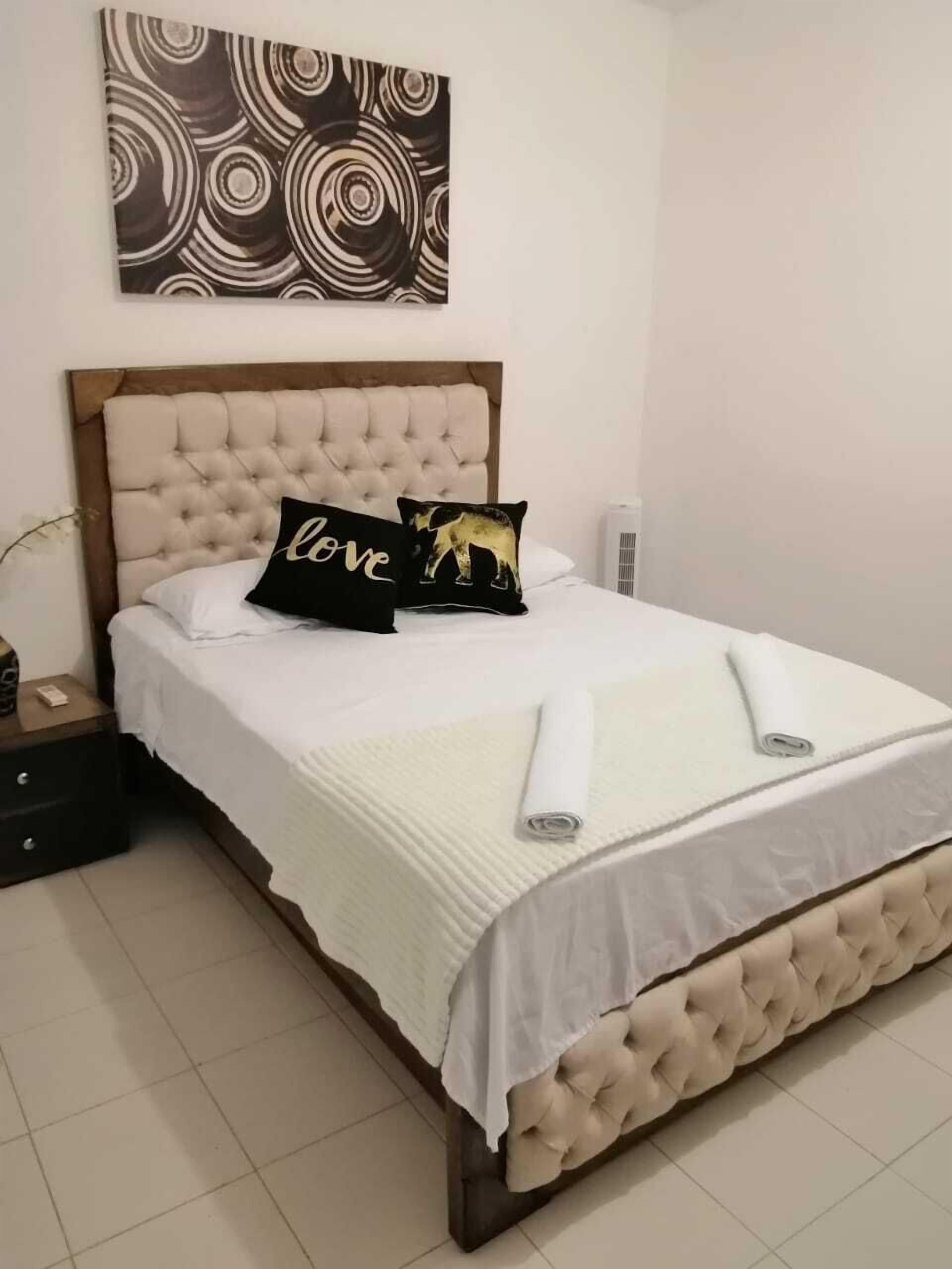 San Jacinto Guest house *